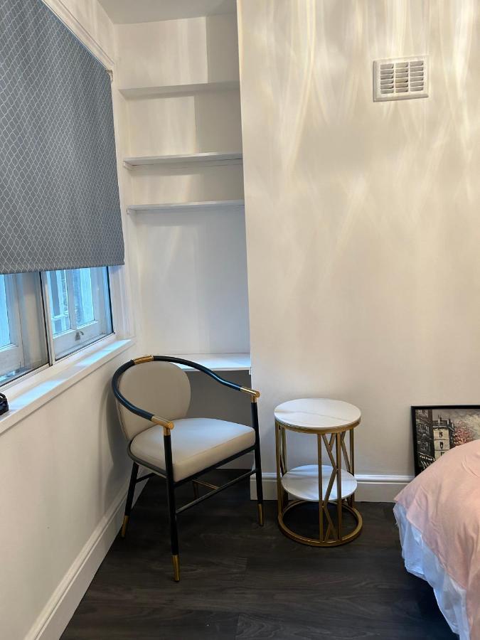 런던 West Kensington 아파트 외부 사진