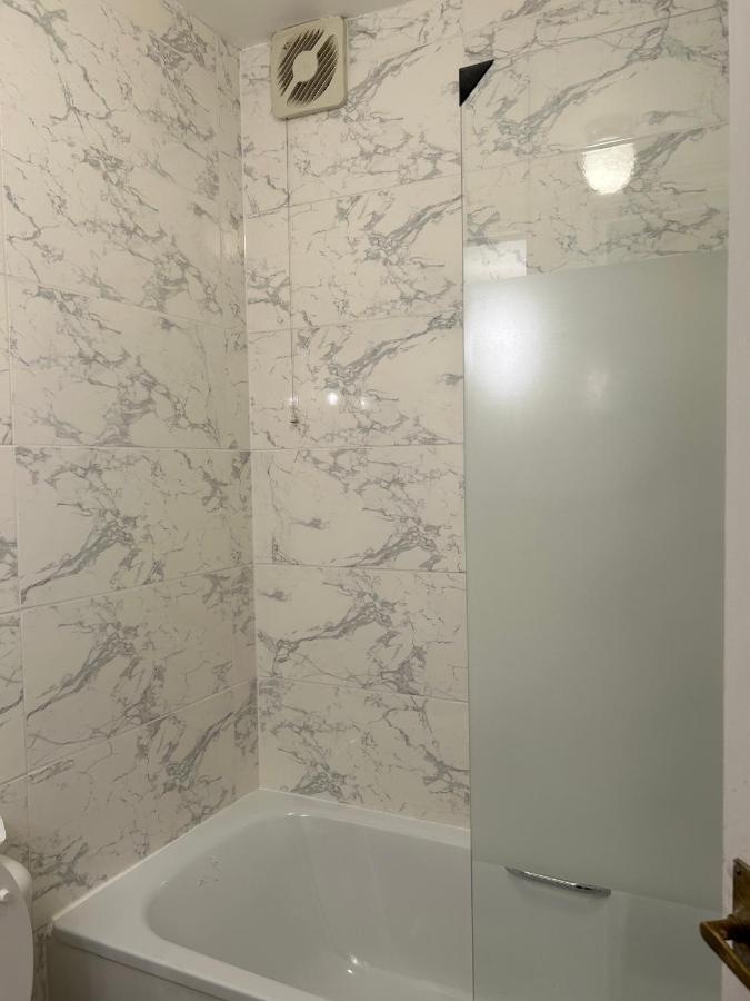 런던 West Kensington 아파트 외부 사진