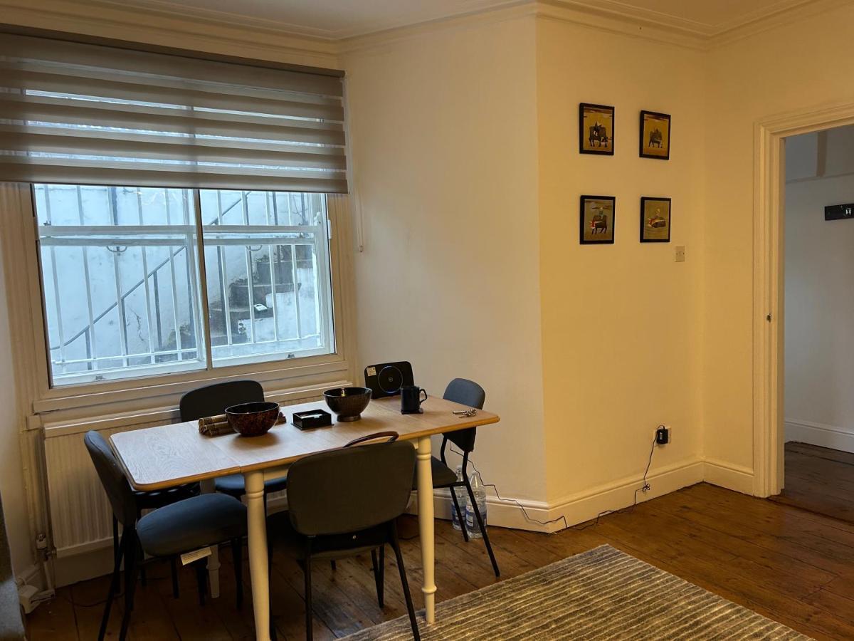 런던 West Kensington 아파트 외부 사진