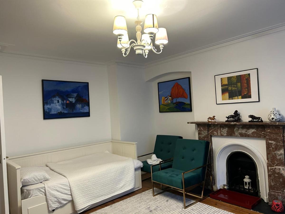 런던 West Kensington 아파트 외부 사진